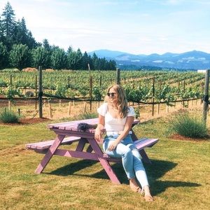 ZARA LIGHT WASH JEANS